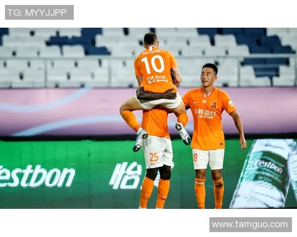 广州羽毛球队在邀请赛中以67分稳居积分榜首位展现强劲实力 广州羽毛球队在邀请赛中以67分稳居积分榜首位展现强劲实力