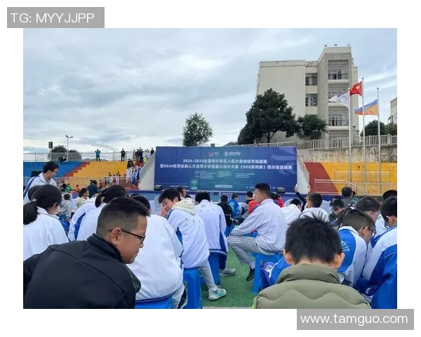 南京足球队挑战赛点评:团队协作展现出色默契与拼搏精神 南京足球队挑战赛点评:团队协作展现出色默契与拼搏精神