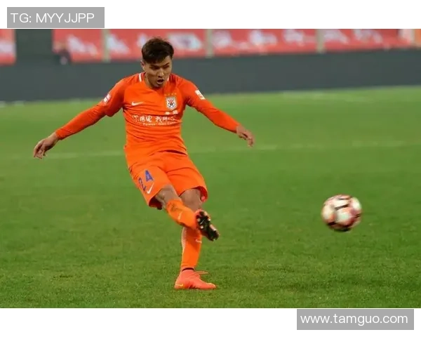 田亮足球明星身份揭秘他与足球的故事与成就分析 田亮足球明星身份揭秘他与足球的故事与成就分析